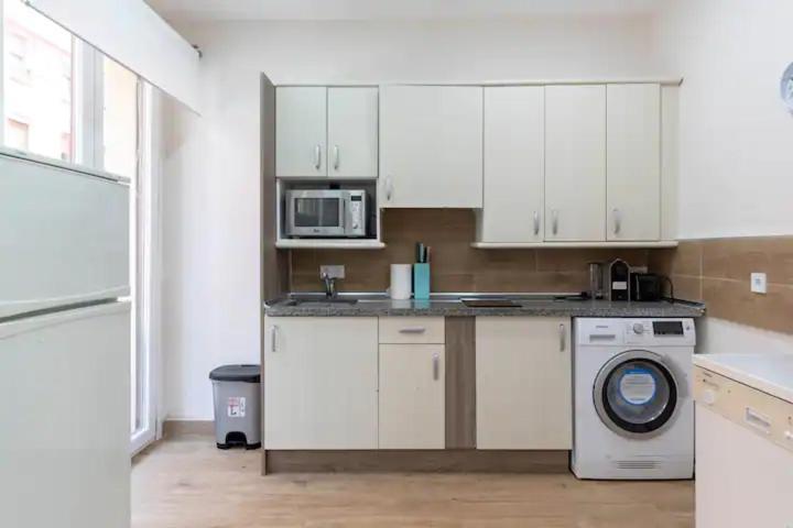 Acb - Z26 Apartamento Centrico Bilbao - Parking Gratis Екстериор снимка